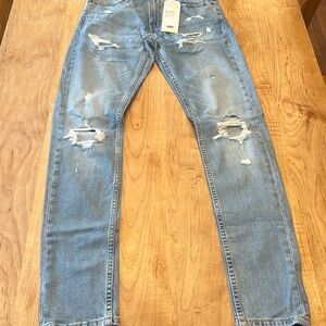 Women’s Levi’s Flex Skinny Taper Jeans. Brand New 32*34